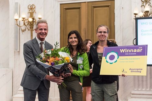 Guerrilla Gardeners wint VHG Groenprijs op Duurzame Dinsdag