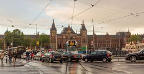Ambitieus Amsterdam doet brandstofauto’s in de ban